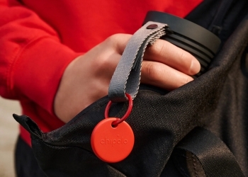 Chipolo Pop Supports Tracking Using Both Apple and Android Networks